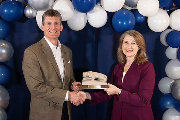 Jon-Paul Maria receiving the MatSE Alumnus of the Year Award