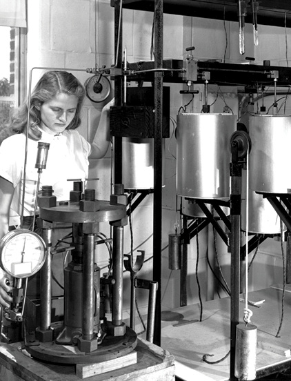 Della Roy working in the lab. 