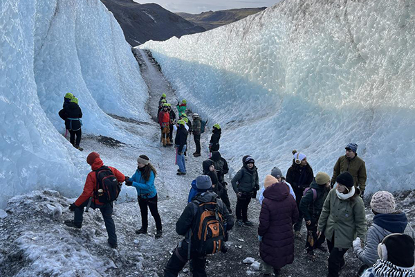 Spring break trip to Iceland empowers sustainability leaders of tomorrow